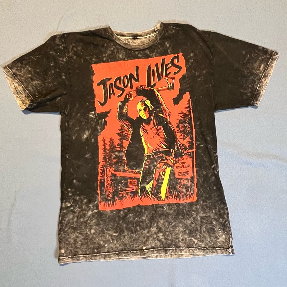 Friday The 13th - "Jason Lives" T shirt